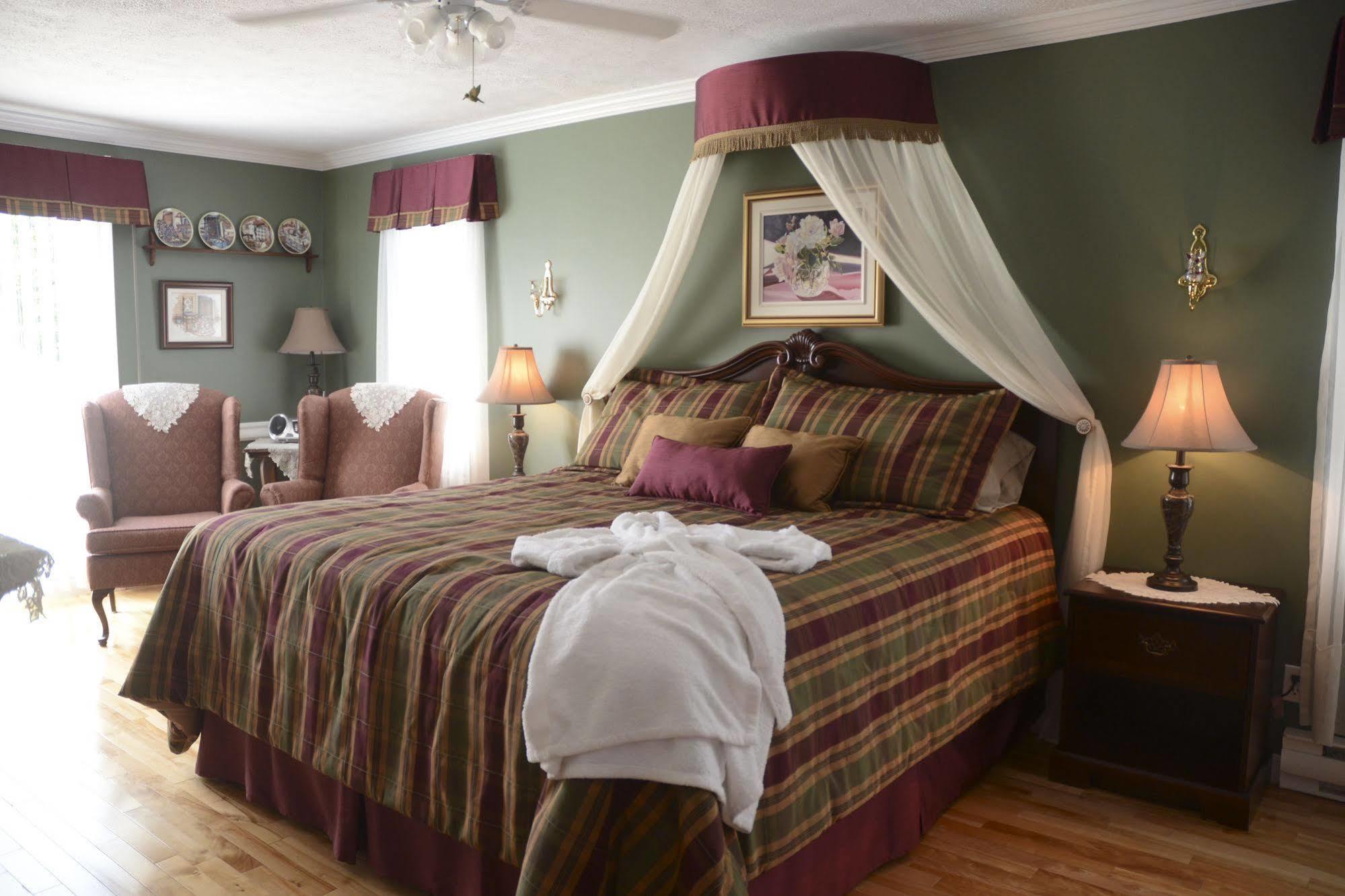 Cote'S Bed & Breakfast Grand Falls Ngoại thất bức ảnh